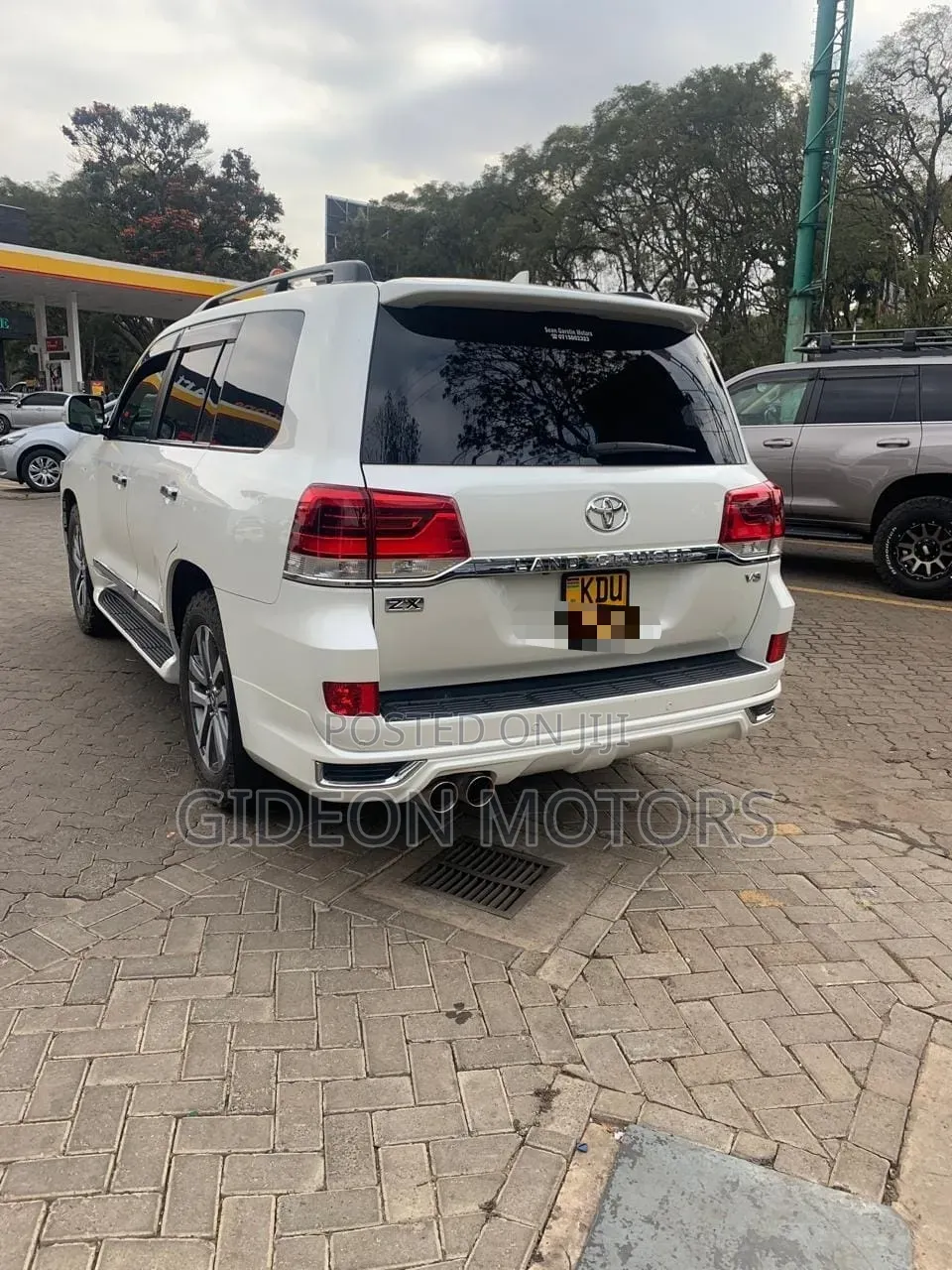 Toyota Land Cruiser 2018 White