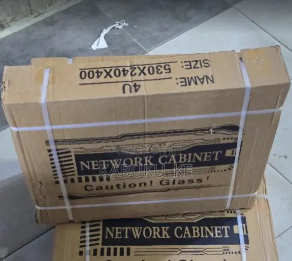 4U Cabinet 530 X 400 X 240 With Glass Pdu and Fan
