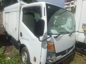 Nissan Atlas Cover Body 2018