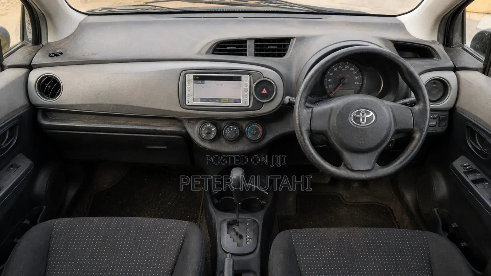 Toyota Vitz 2011 Gray