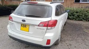 Subaru Outback 2021 White