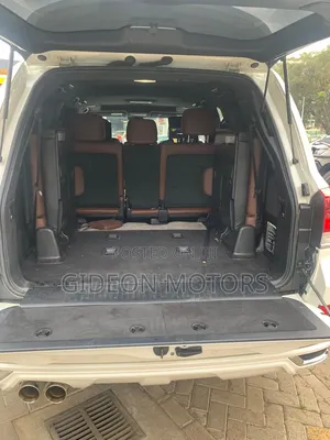Toyota Land Cruiser 2018 White