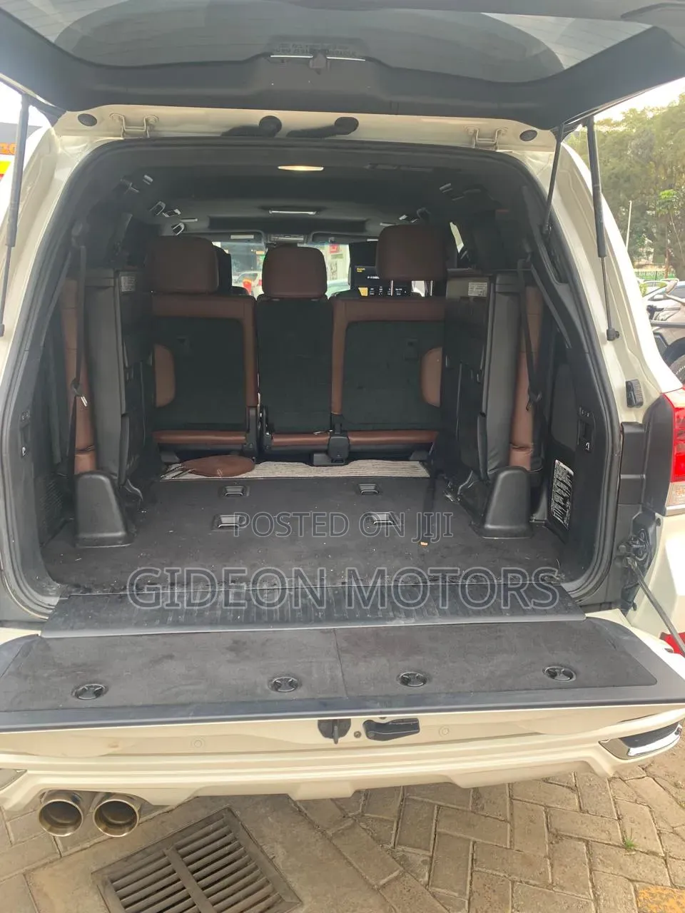 Toyota Land Cruiser 2018 White