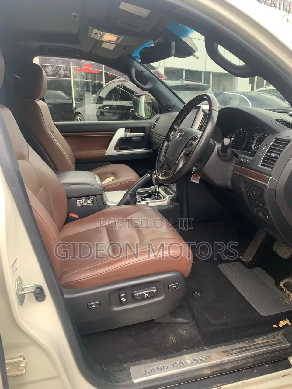 Toyota Land Cruiser 2018 White