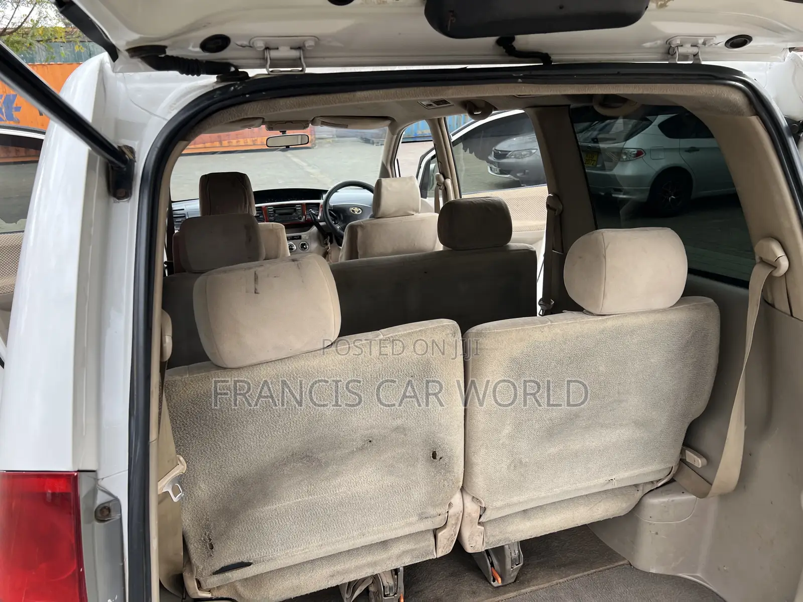 Toyota Noah 2006 Off white