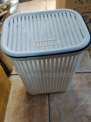 White Plastic Faux-Woven Laundry Hamper With Lid