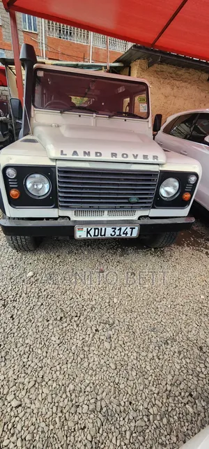 Land Rover Defender 2011 White