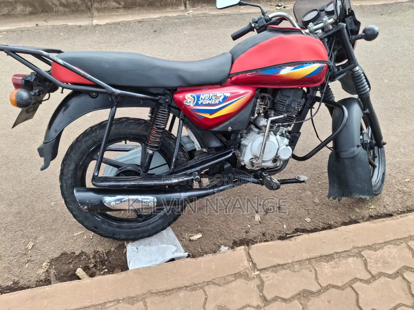 Bajaj Boxer 150 UG 2019 Red