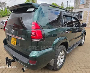 Toyota Land Cruiser Prado 2005 Green