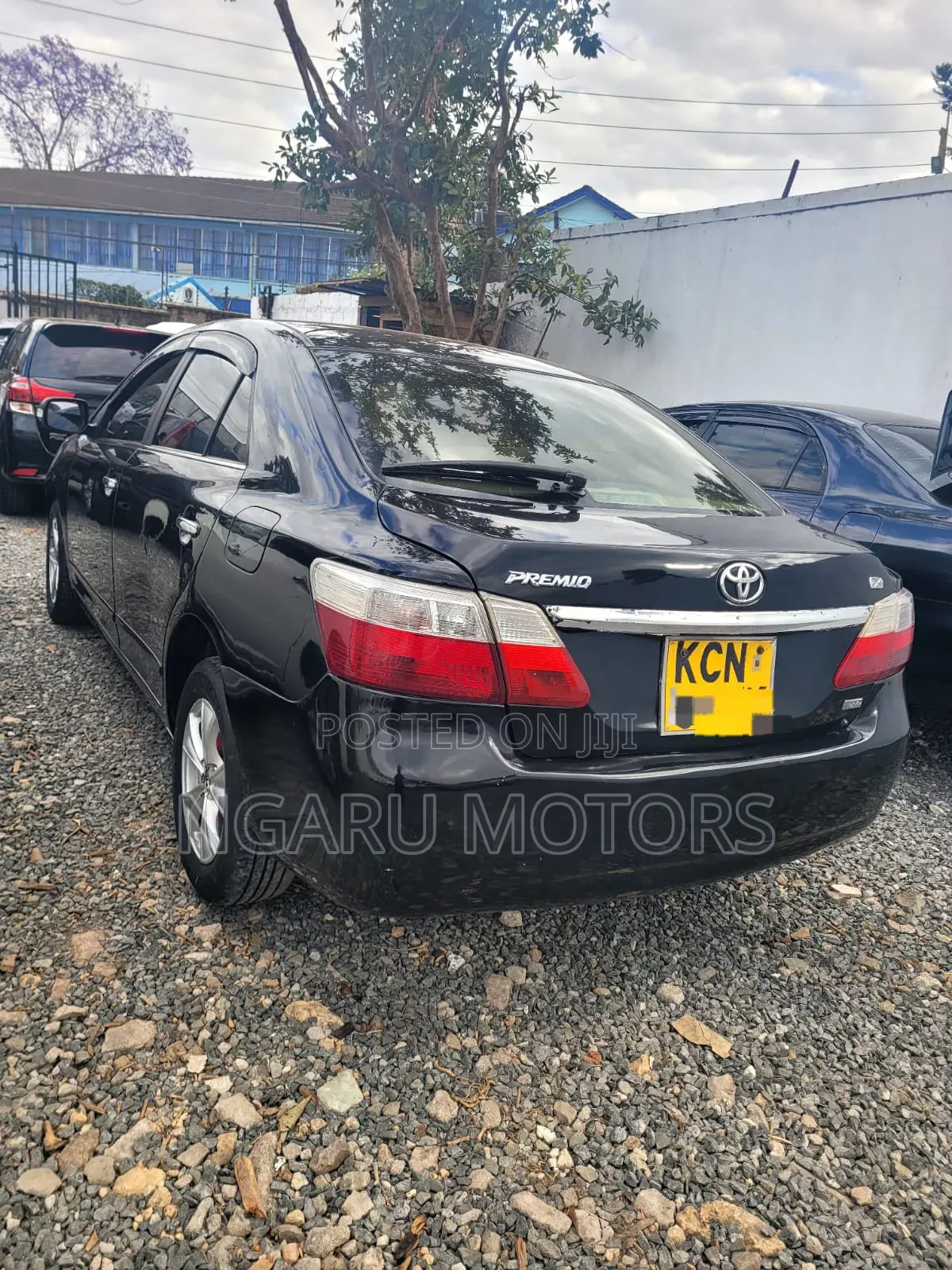 Toyota Premio 2010 Black