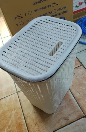 Ventilated Woven-Style Plastic Laundry Basket
