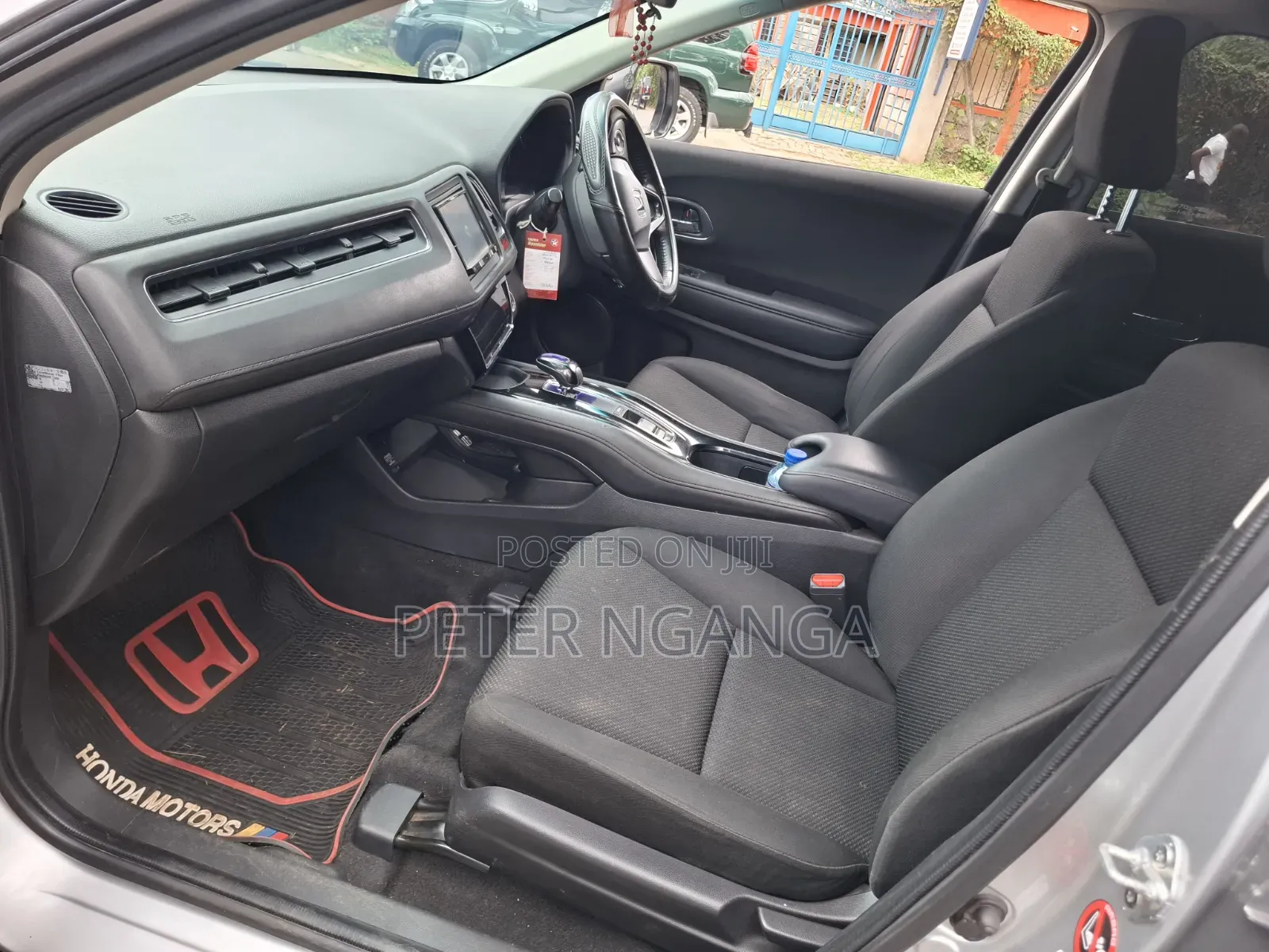 Honda Vezel 1.5 Hybrid 2WD 2016 Silver