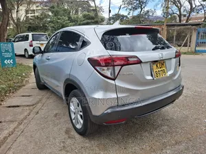 Honda Vezel 1.5 Hybrid 2WD 2016 Silver