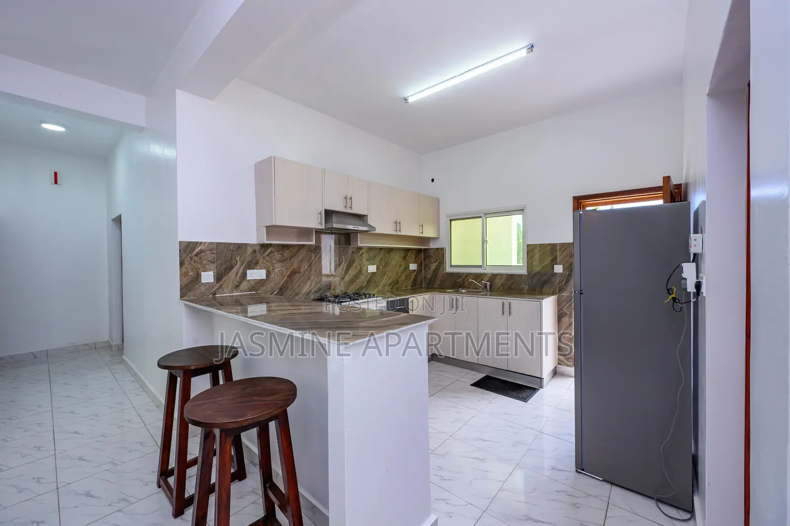 Malindi Spacious 2 Bedroom Apartment With Pool & Elevator