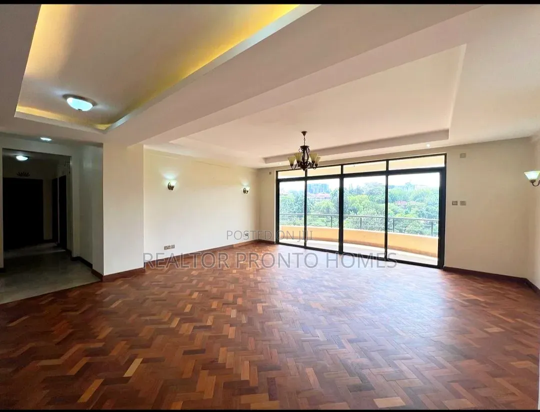 4bdrm Duplex in Riverside Drive for rent