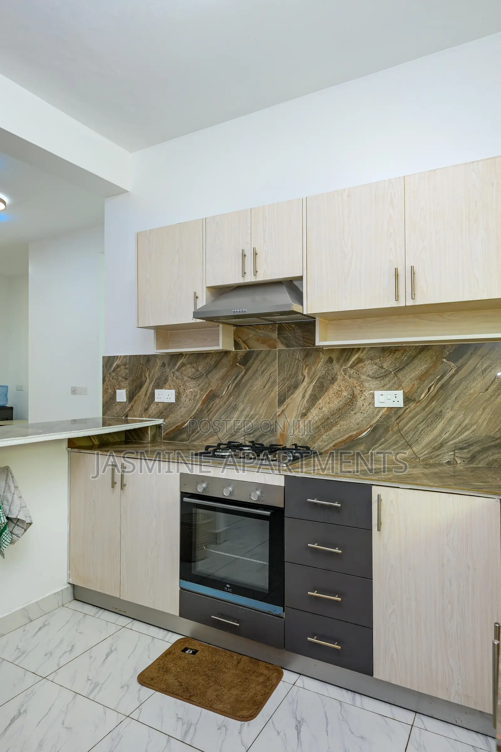 Malindi Spacious 2 Bedroom Apartment With Pool & Elevator