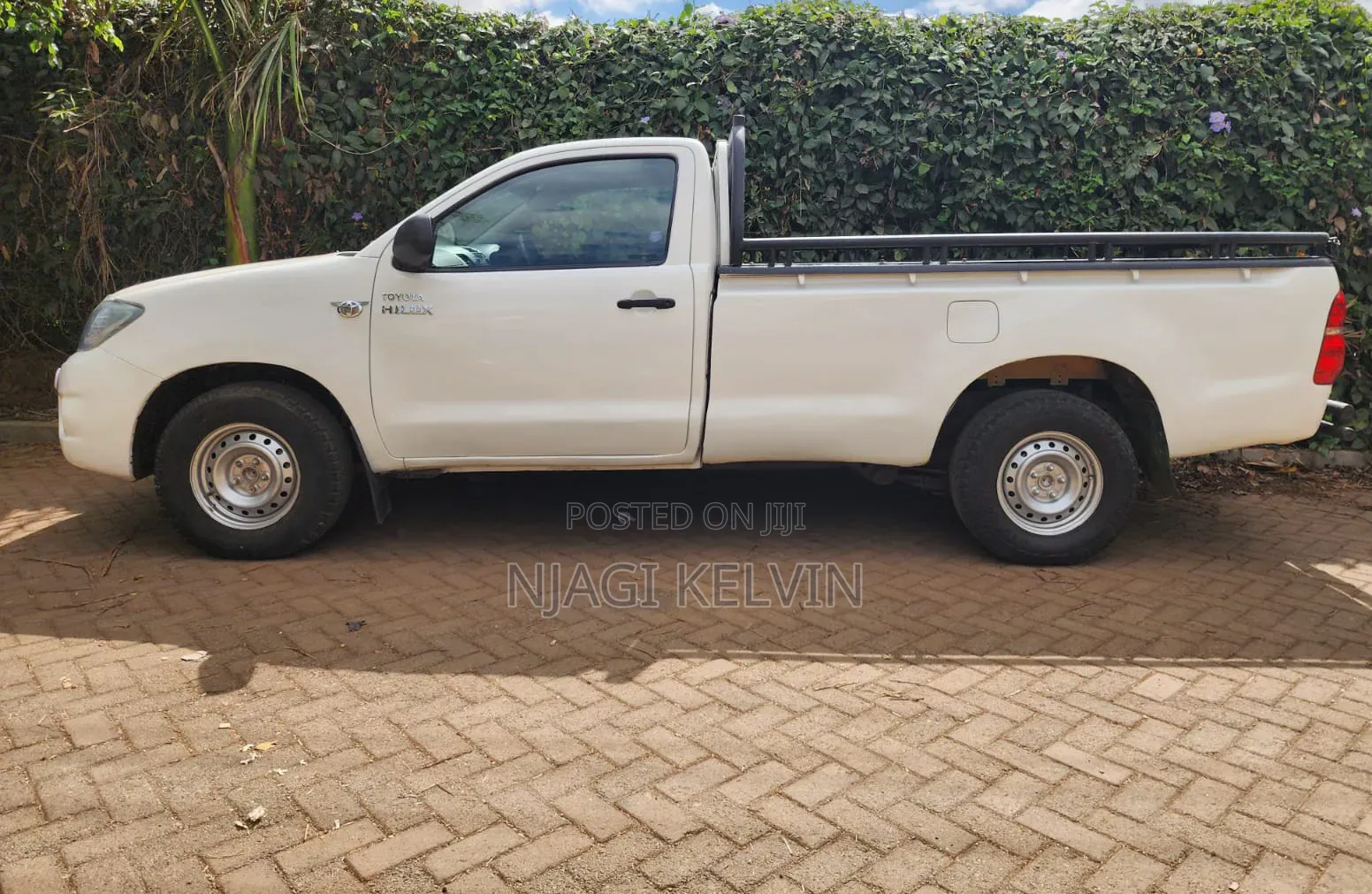Toyota Hilux 2.5 D-4D SRX 2010 White