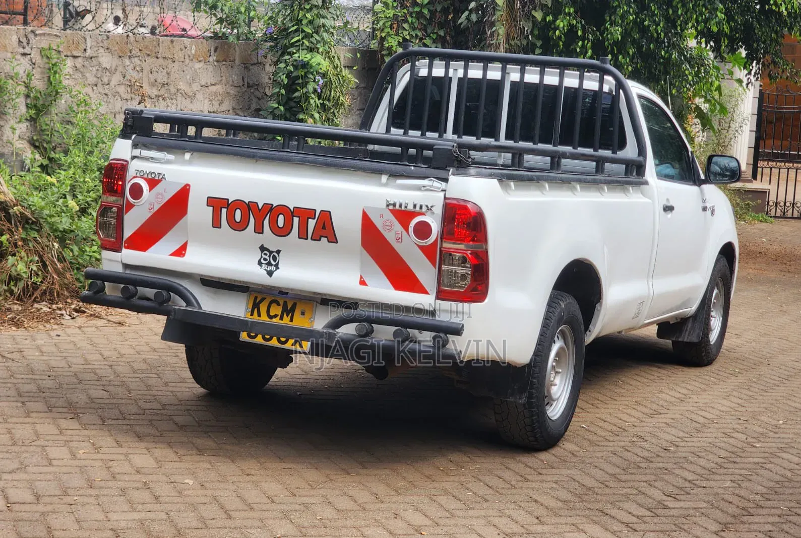 Toyota Hilux 2.5 D-4D SRX 2010 White