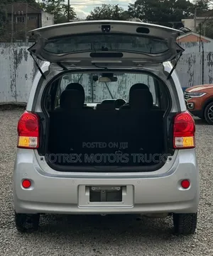 Toyota Porte 1.5 FWD 2019 Silver
