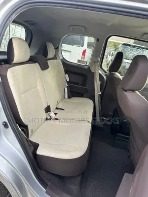 Toyota Porte 1.5 FWD 2019 Silver