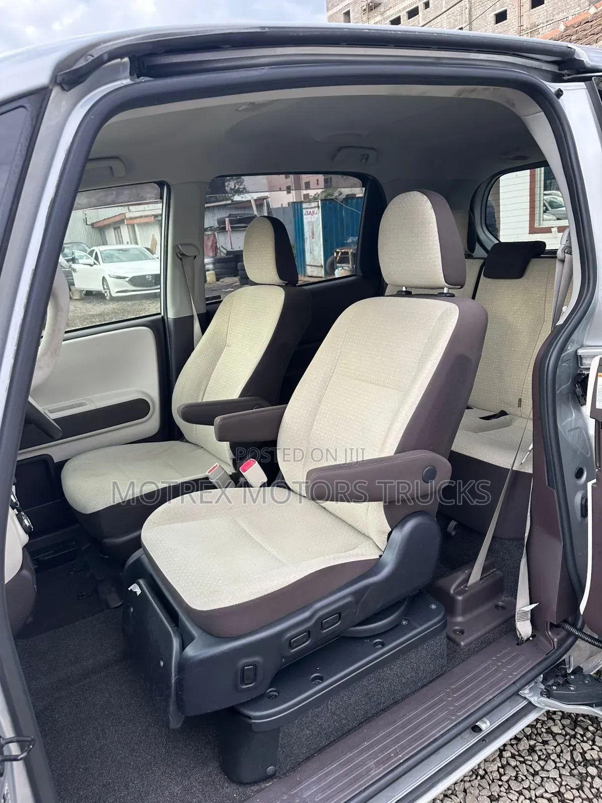 Toyota Porte 1.5 FWD 2019 Silver
