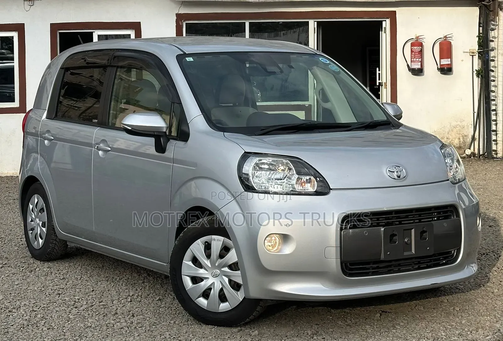 Toyota Porte 1.5 FWD 2019 Silver