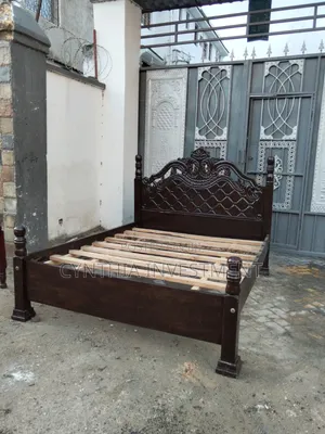 5 by 6 Classy Used Bed