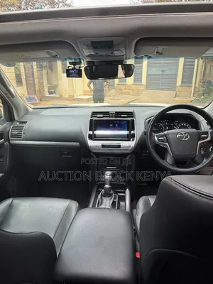Toyota Land Cruiser Prado 2021 White