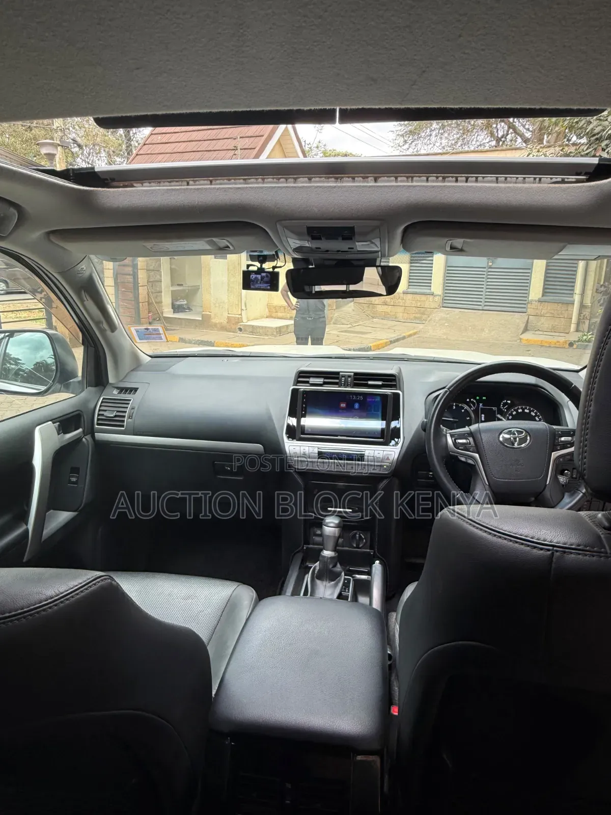 Toyota Land Cruiser Prado 2021 White