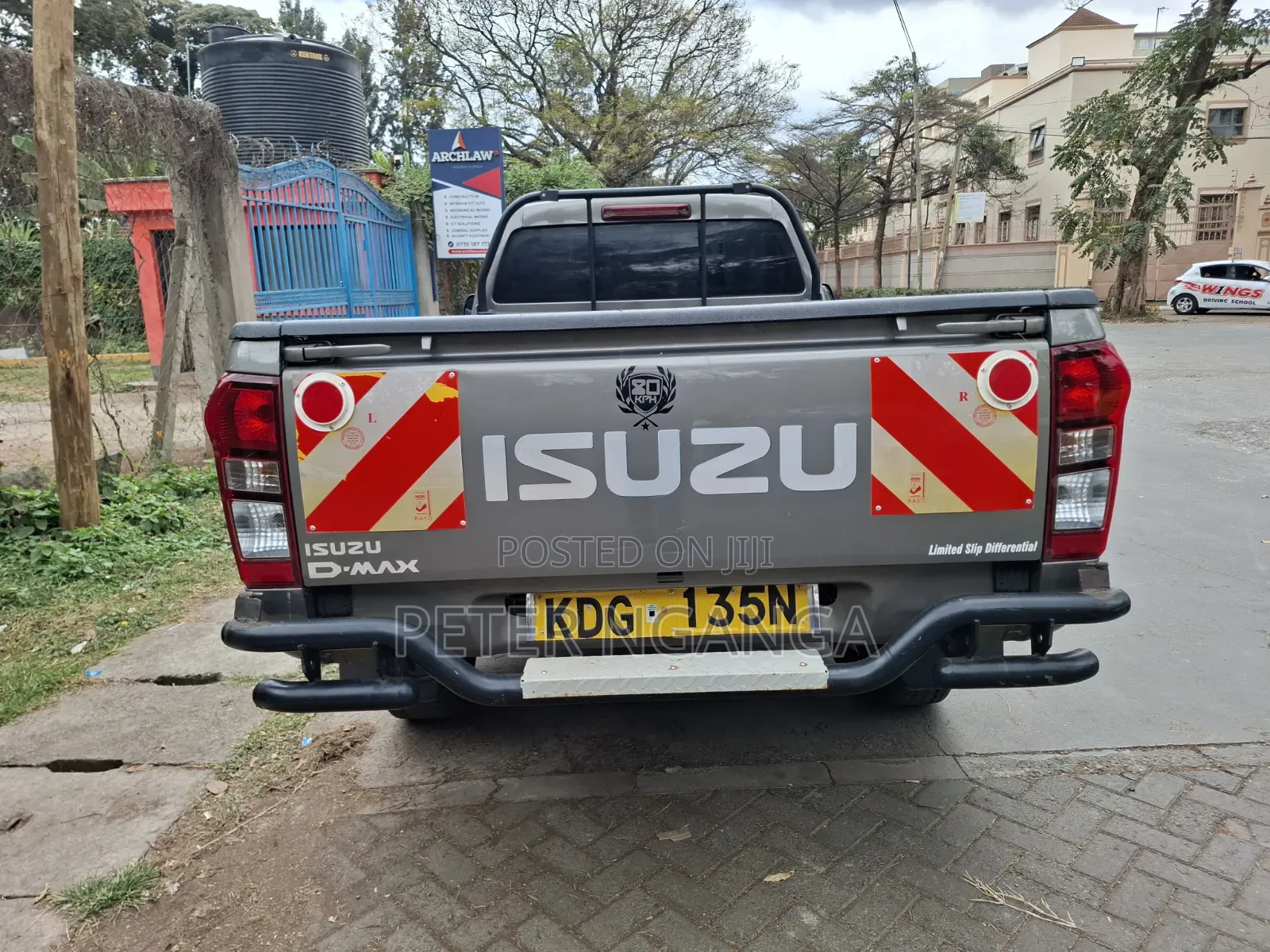 Isuzu D-MAX 2021 Gray