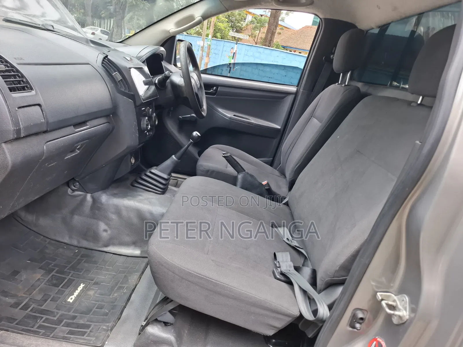 Isuzu D-MAX 2021 Gray