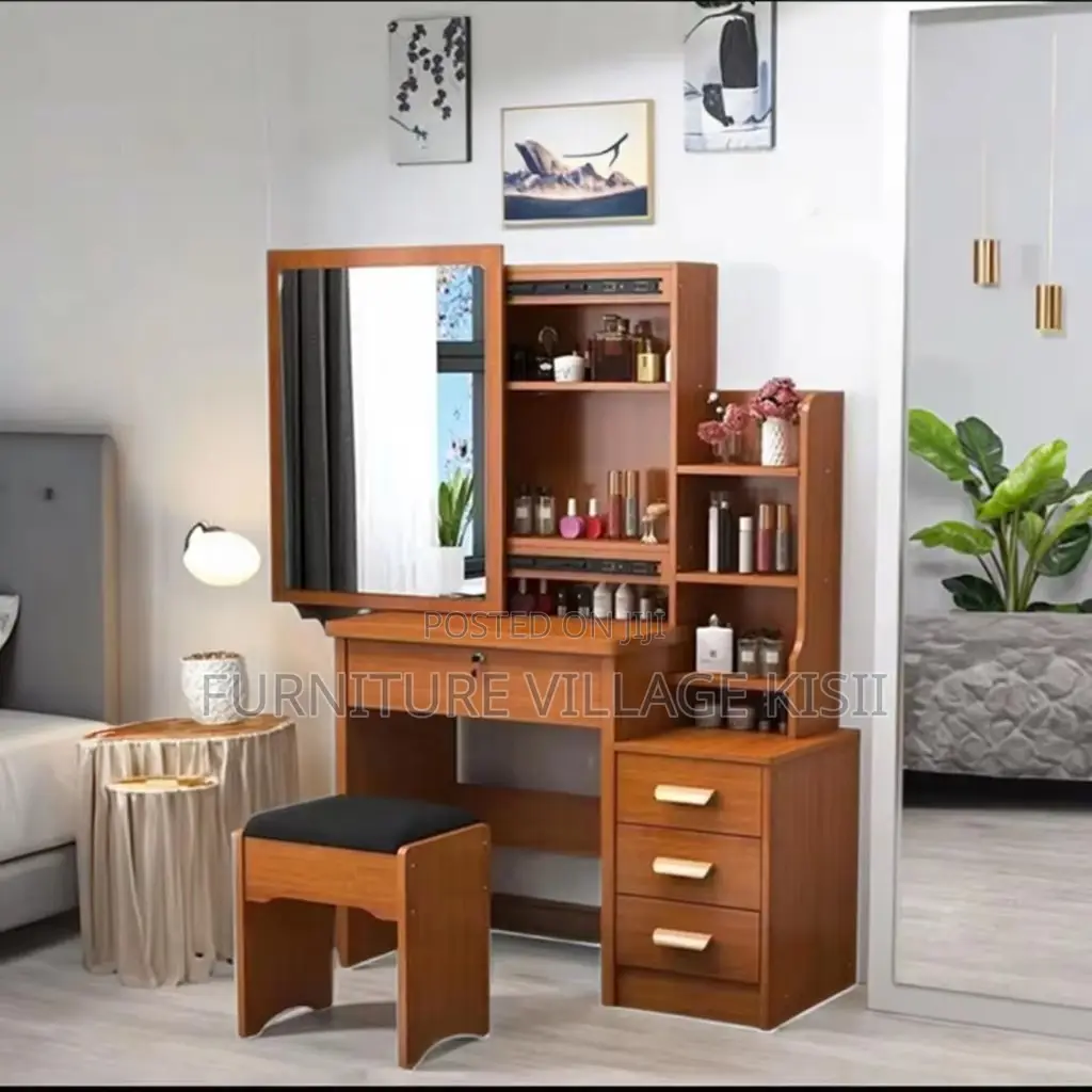 Dressing Table ; Wooden Dressing Table With Mirror