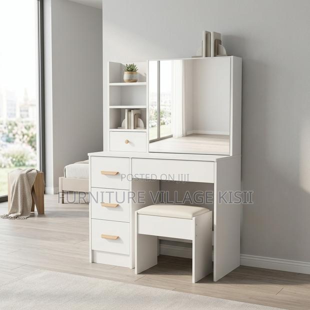 Dressing Table ; Wooden Dressing Table With Mirror