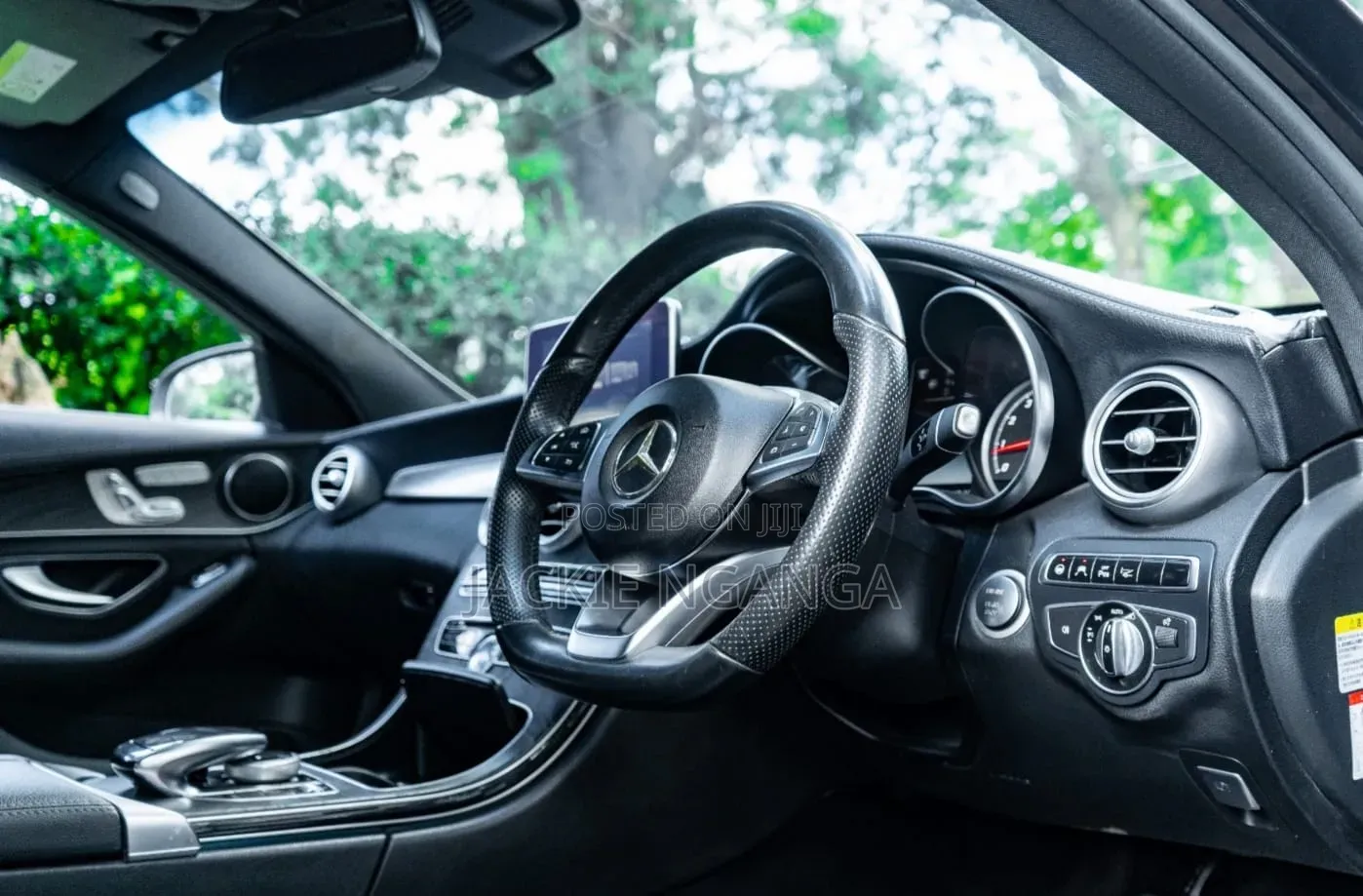 Mercedes-Benz C200 2016 Black