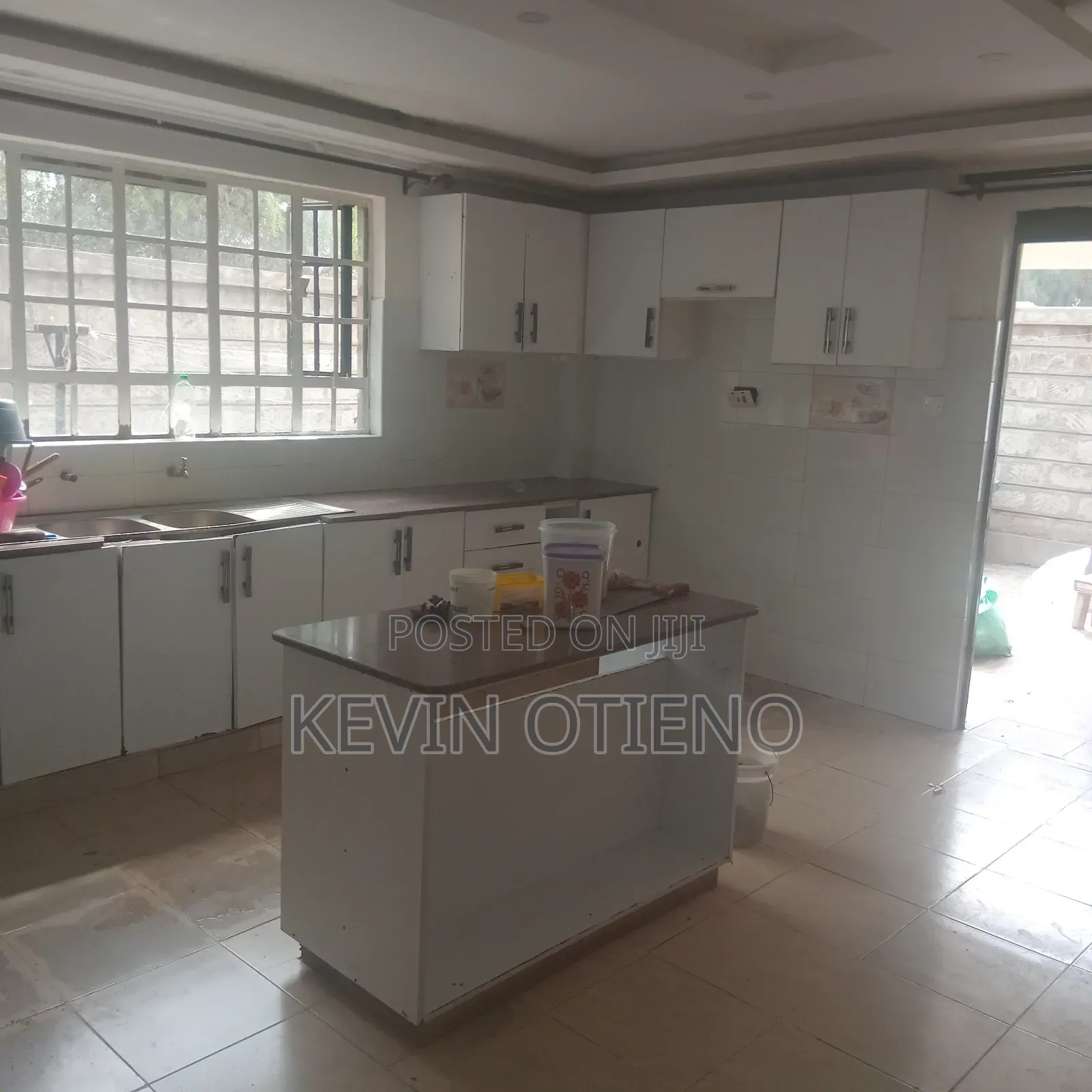 6bdrm Mansion in Call Me, Katani for rent