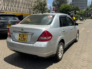 Nissan Tiida 1.5L 16V 2011 Silver