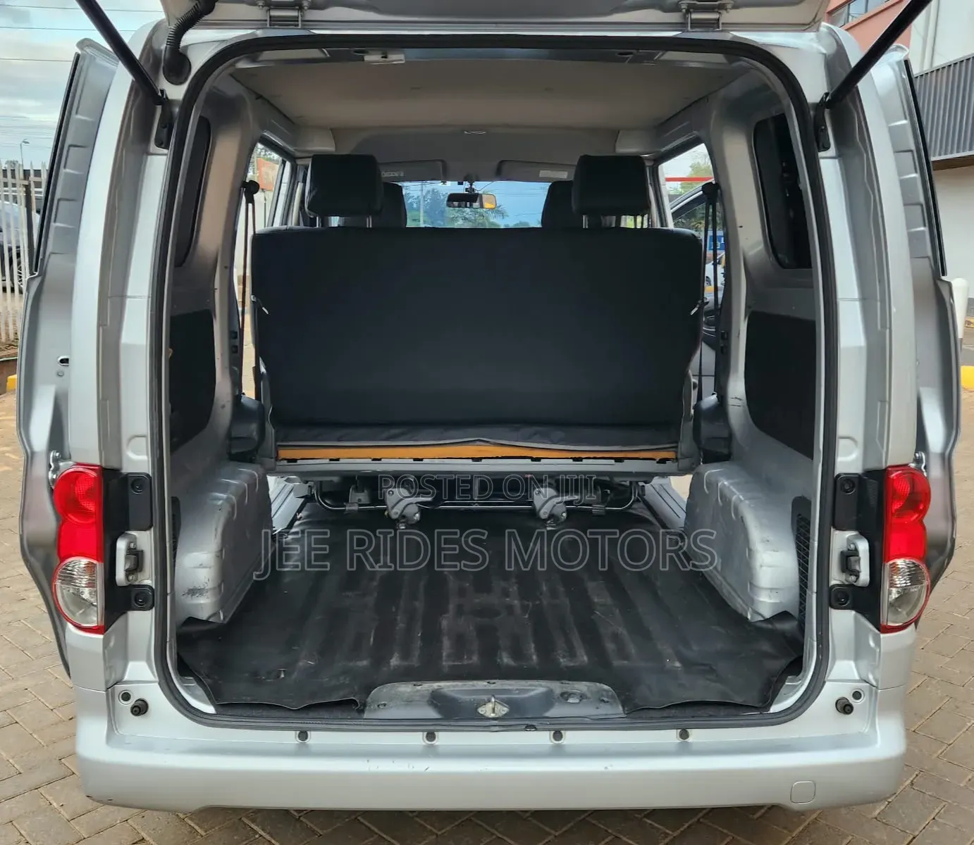 Nissan NV200 2019 Silver