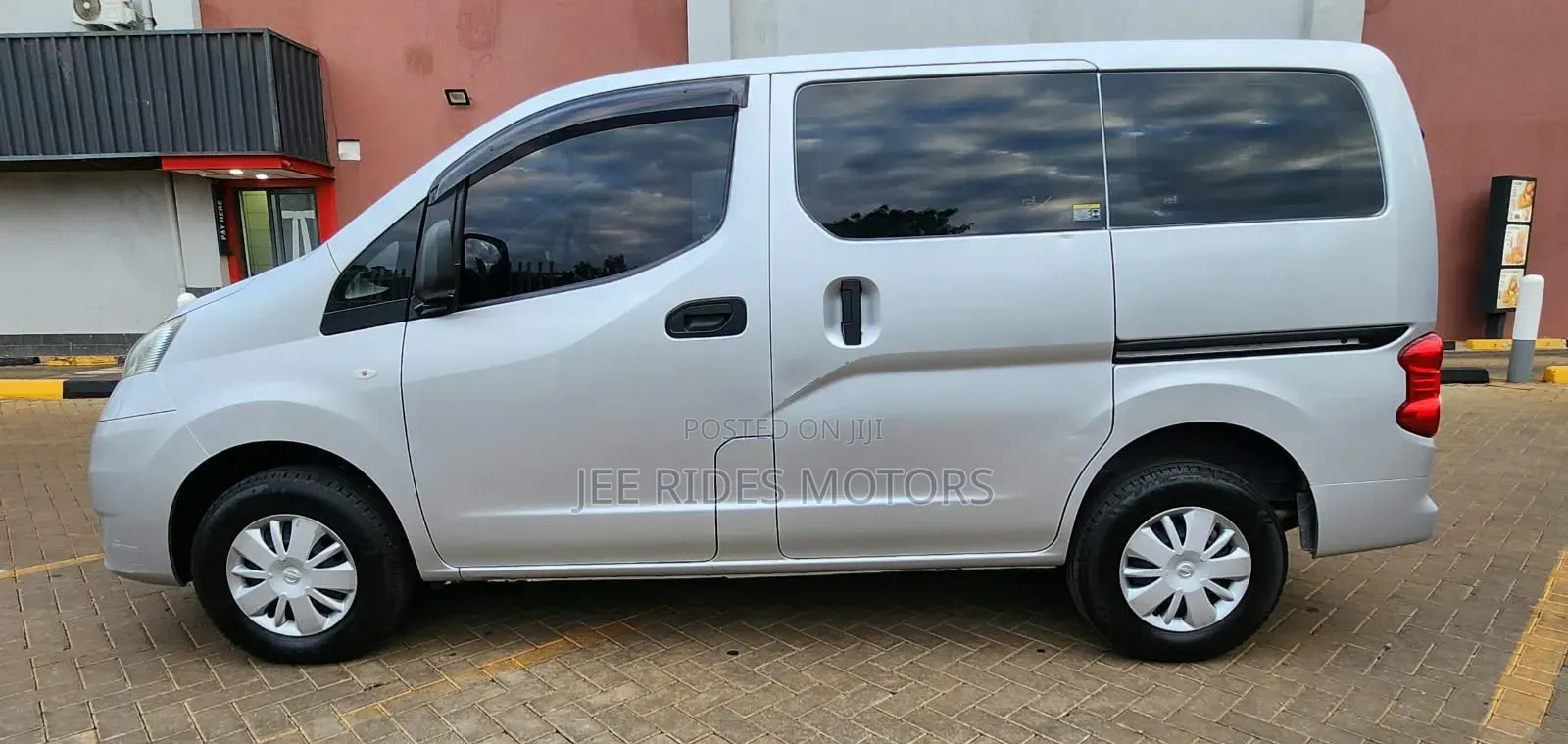 Nissan NV200 2019 Silver
