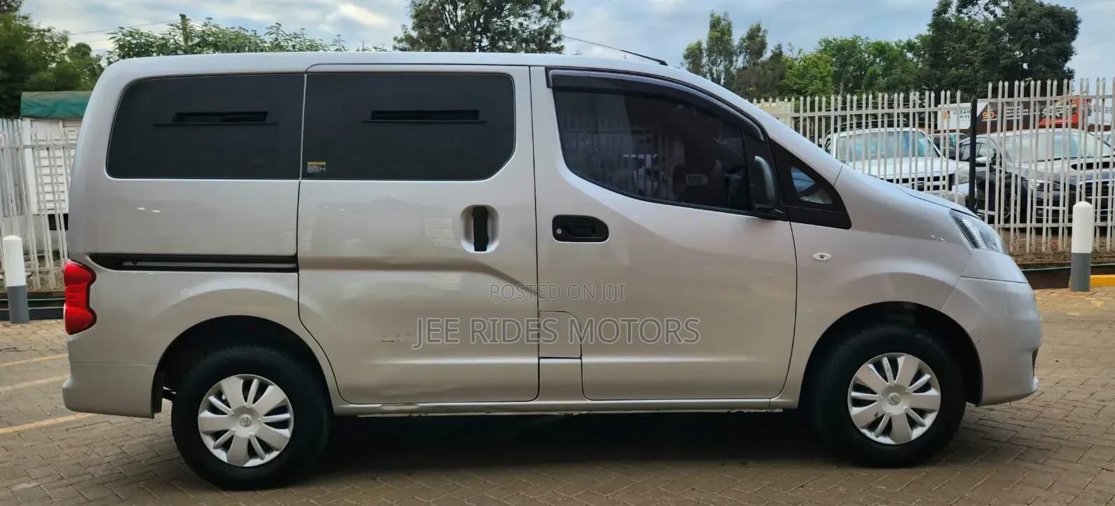 Nissan NV200 2019 Silver