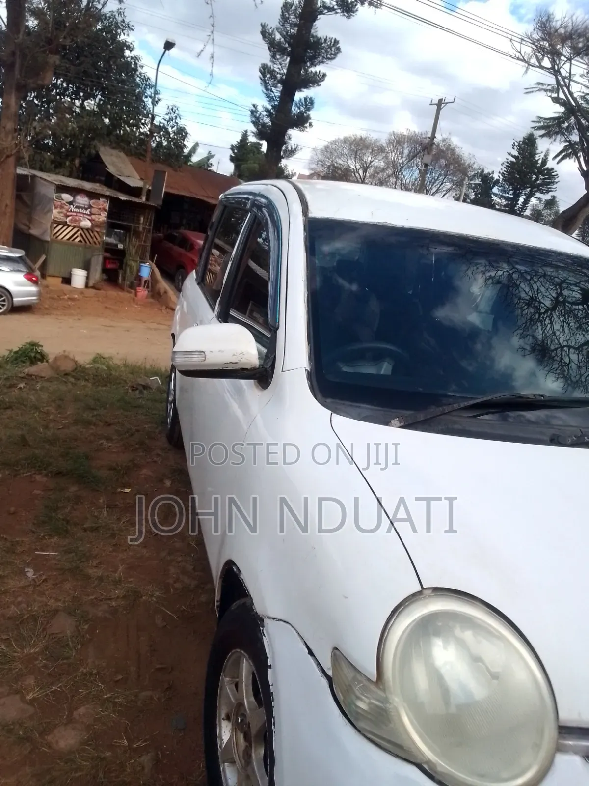 Toyota Sienta 2010 White