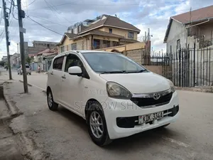 Toyota Pixis 2015 White