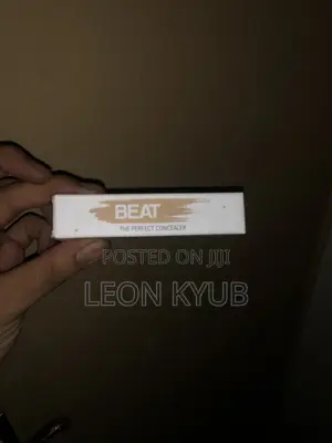 Make Up for Ever ULTRA HD+ BEAT Concealer Package (Medium Tan)