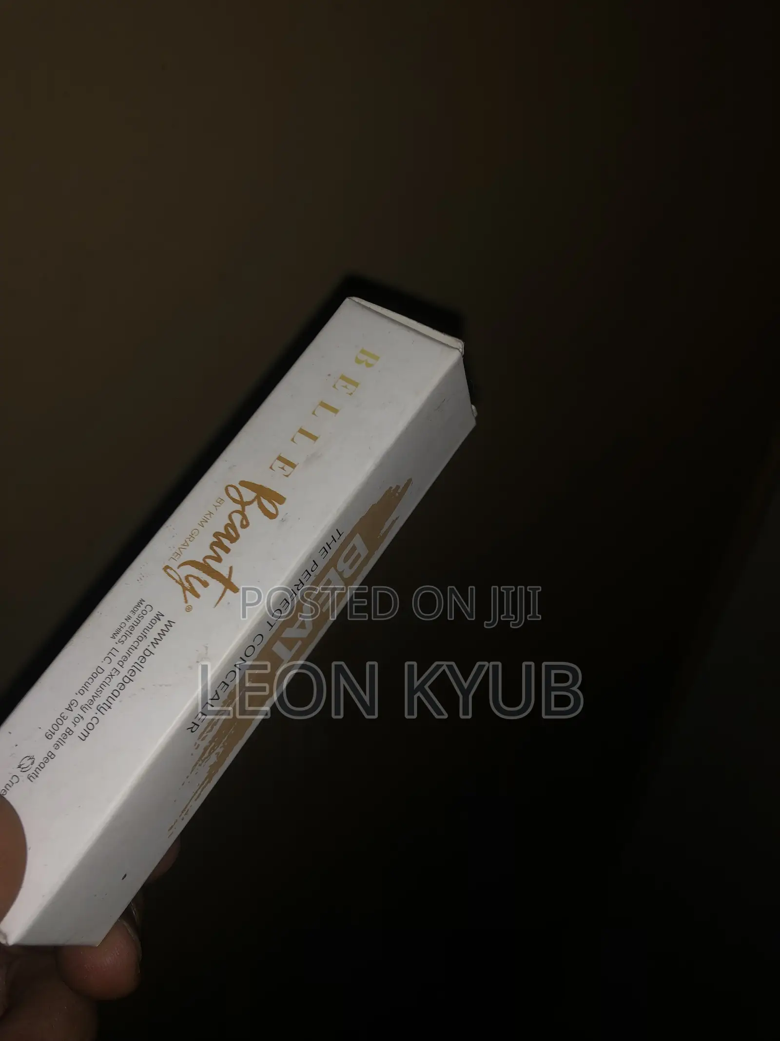 Make Up for Ever ULTRA HD+ BEAT Concealer Package (Medium Tan)