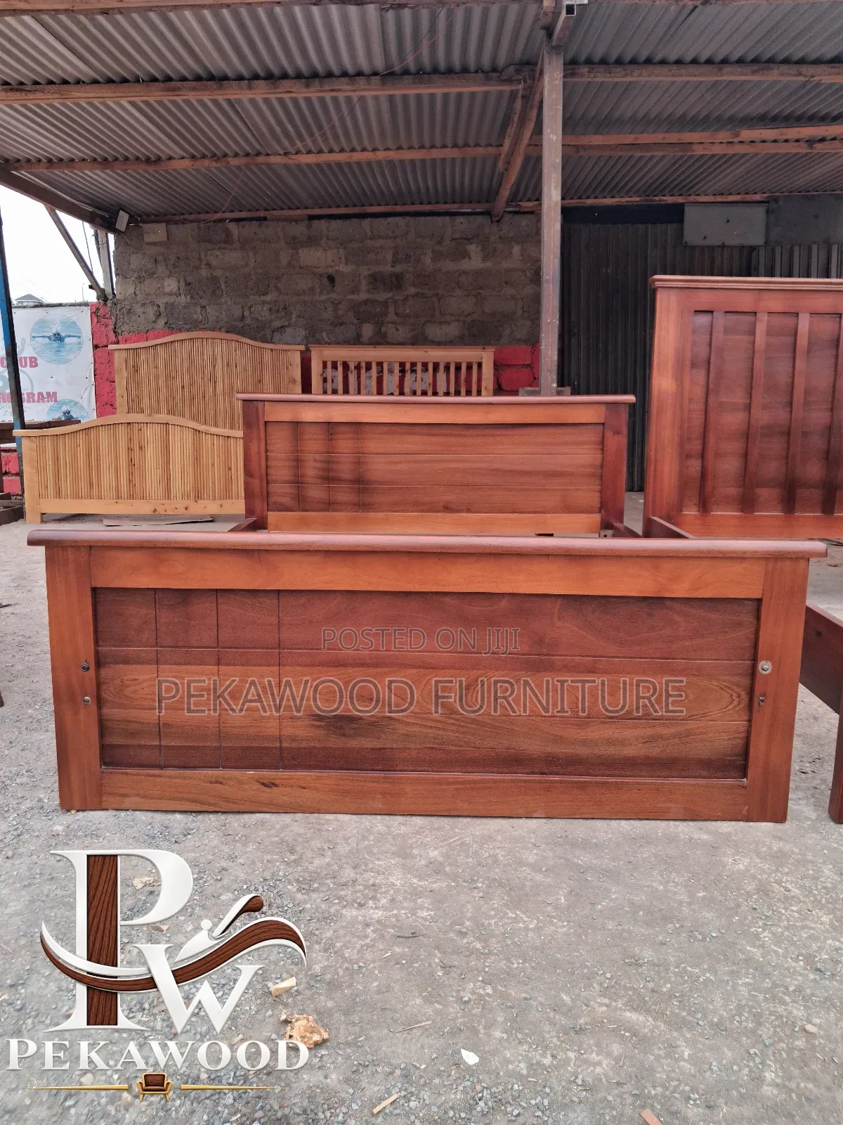 Mahogany Bed