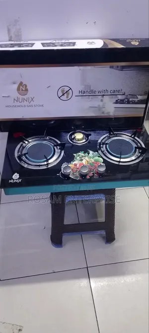 NUNIX 3-Burner Gas Cooker / Tabletop Gas Stove.