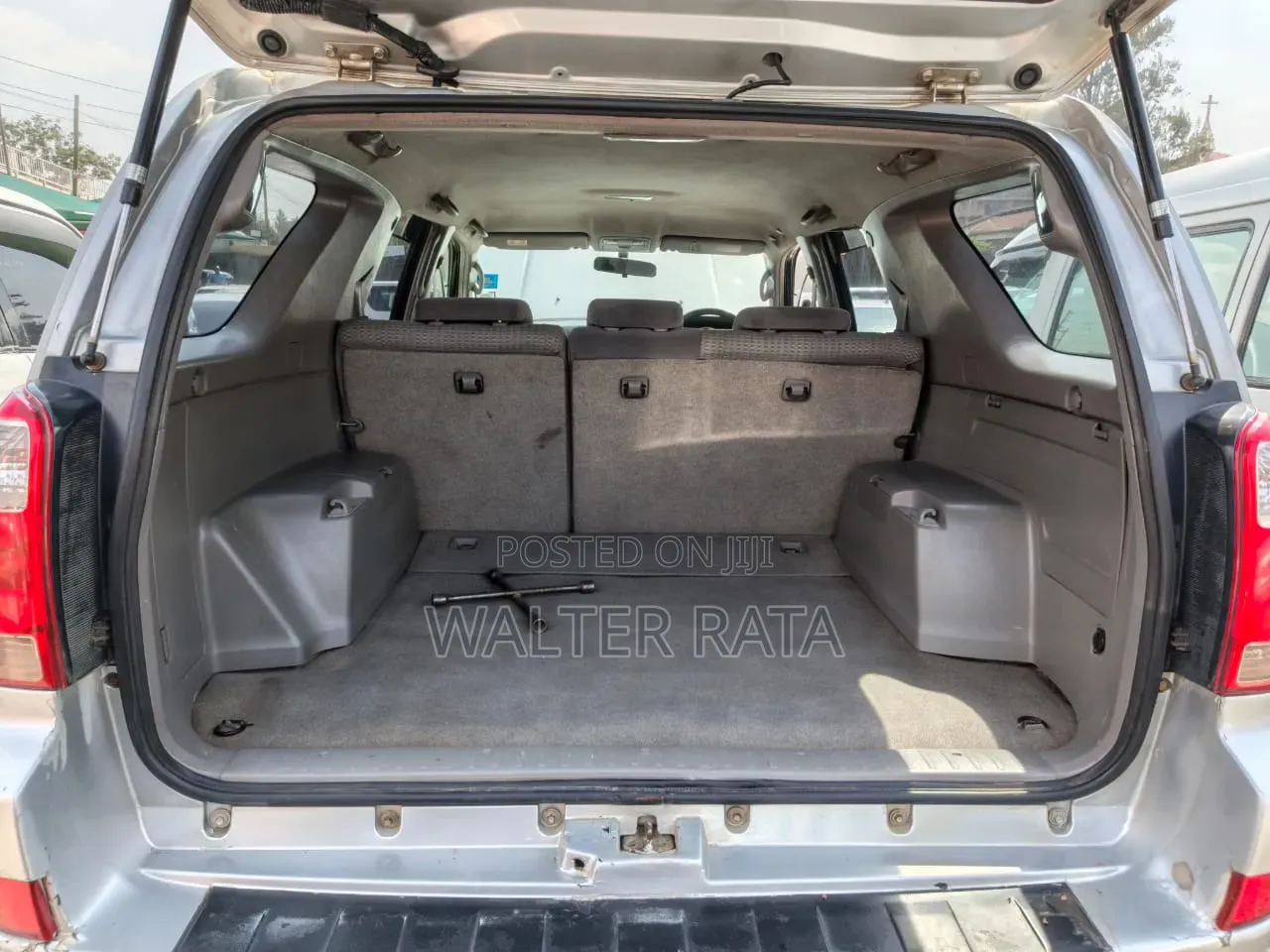 Toyota Hilux Surf 2006 Silver