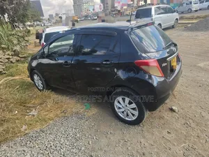 Toyota Vitz 2005 Blue