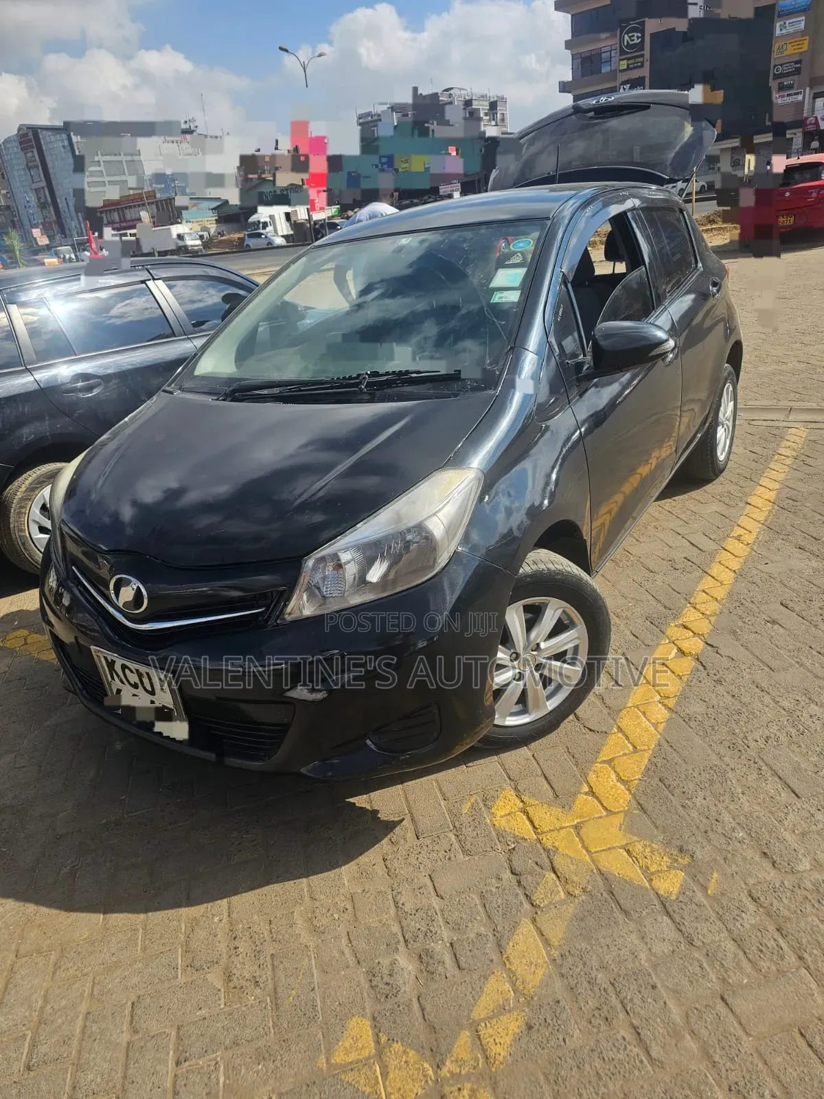 Toyota Vitz 2005 Blue