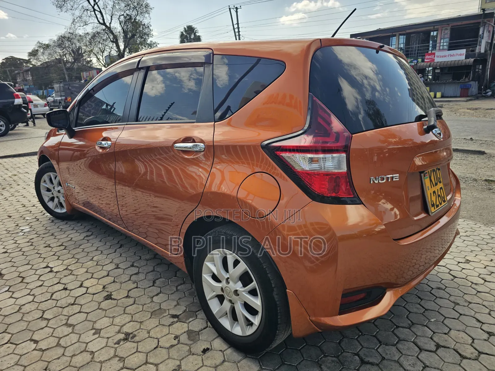 Nissan Note 2017 Gold
