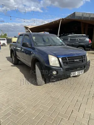 Isuzu D-MAX 2010 Blue